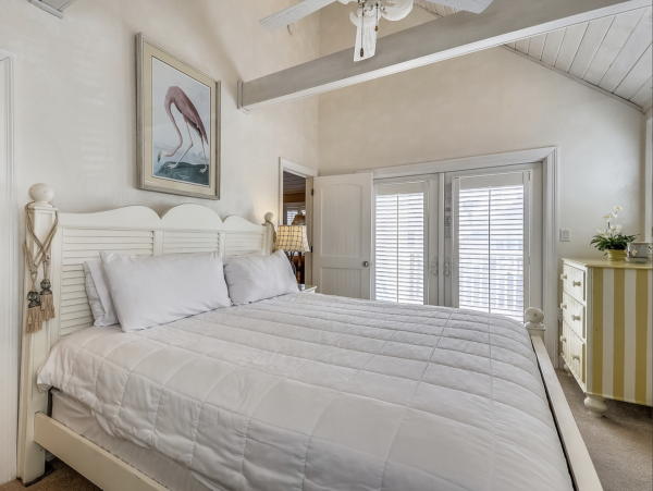 Three Bedroom Sleeps 10 Guests Flip Flop Stroll Private Beach