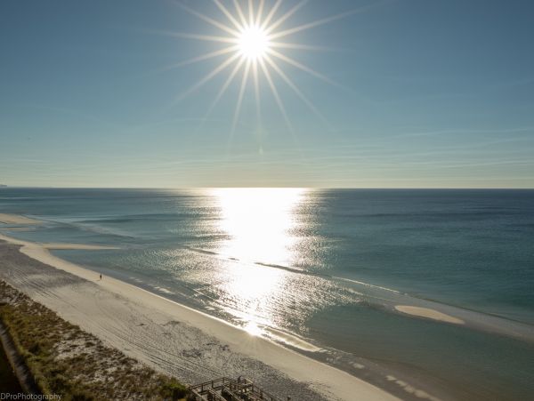 Oceanfront 3 bedroom Condominium for 6