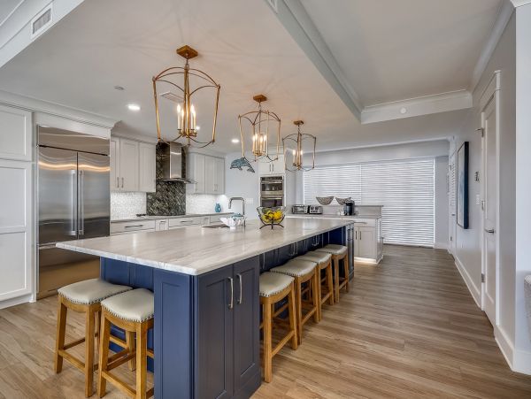 Three Bedroom Luxury Vacation Condo in Destin 8 Guests