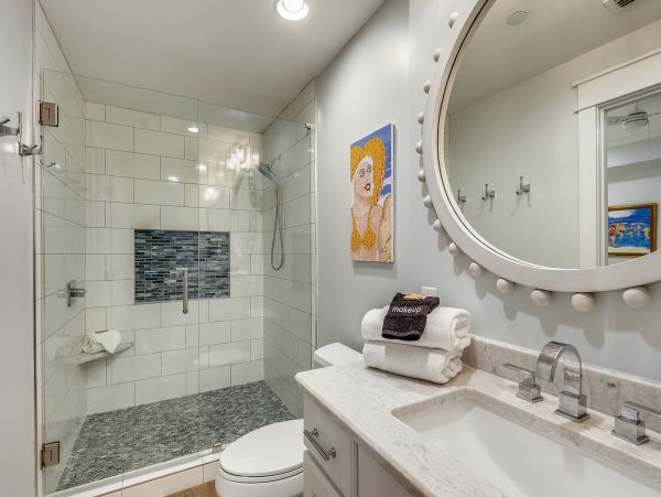 Three Bedroom Luxury Vacation Condo in Destin 8 Guests