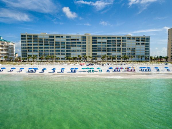 Three Bedroom Luxury Vacation Condo in Destin 8 Guests