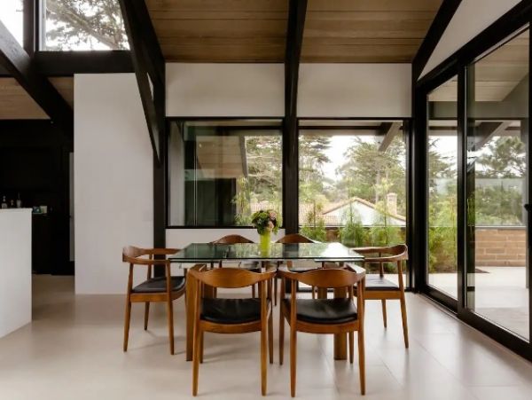 Spectacular Modern 3 Bedroom Santa Cruz Vacation Home