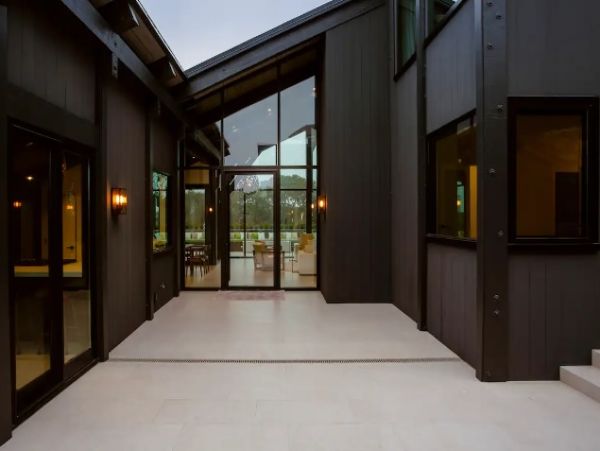 Spectacular Modern 3 Bedroom Santa Cruz Vacation Home