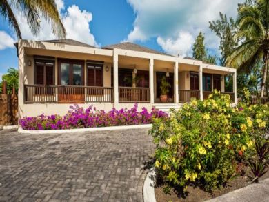 Great Antigua Vacation Accommodation Sleeps 10 Private Pool