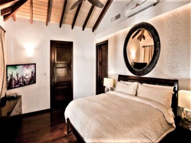 Great Antigua Vacation Accommodation Sleeps 10 Private Pool