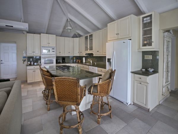 Beachfront Five Bedroom Rental Home in St. Thomas