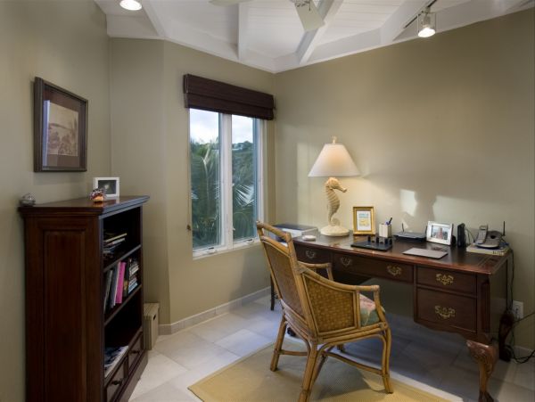 Beachfront Five Bedroom Rental Home in St. Thomas