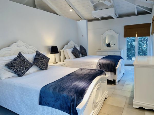 Beachfront Five Bedroom Rental Home in St. Thomas