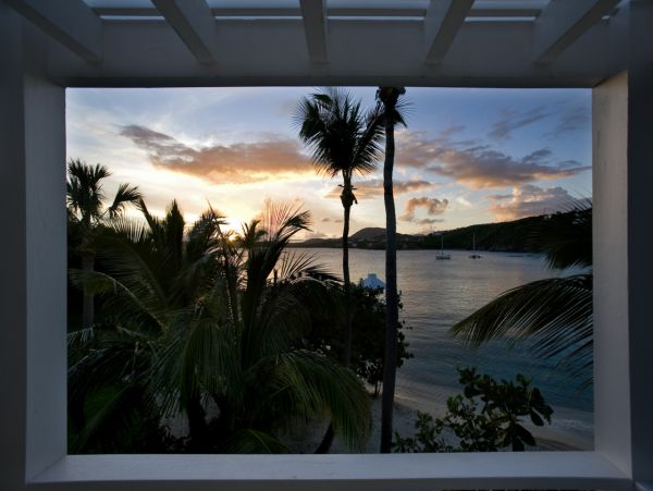 Beachfront Five Bedroom Rental Home in St. Thomas