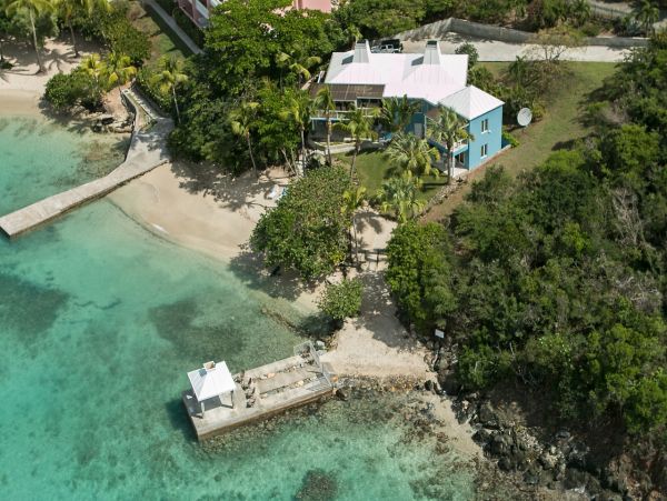 Beachfront Five Bedroom Rental Home in St. Thomas