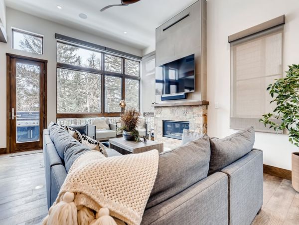 Walk to Lift Four Bedroom Vacation Townhome in Avon
