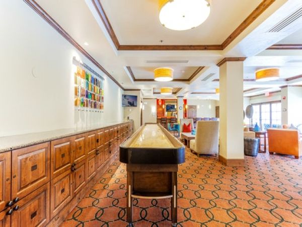 Avon Luxury Vacation Rental Condo Four Bedrooms Sleeps 8