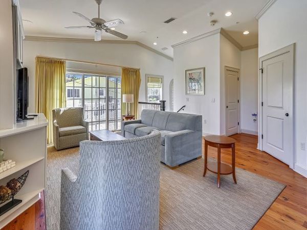 On Beach Holmes Beach Vacation Condo Three Bedroom