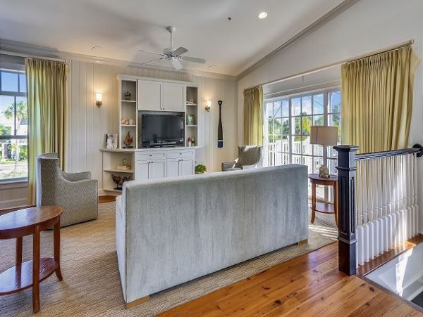 On Beach Holmes Beach Vacation Condo Three Bedroom