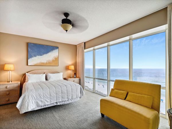 Experience the Ultimate Destin Vacation Rental with Stunning Gulf Views!