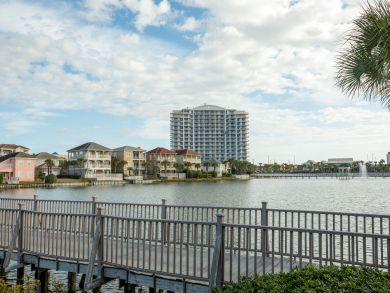 Destin Home 940680