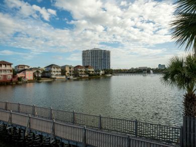 Destin Home 940680