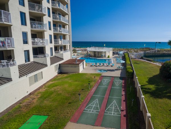 Vacation Condo in Destin Sleeps 9 Guests