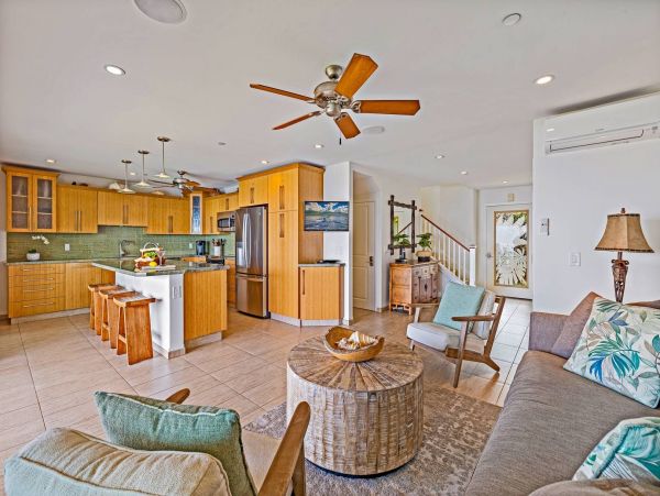 Oceanfront Three Bedroom Vacation Home 15ft From Ocean