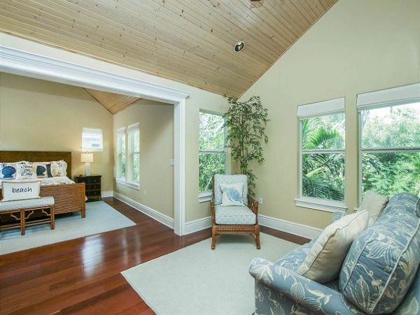 Beautiful Captiva Island Vacation Home Sleeps 8 Guests