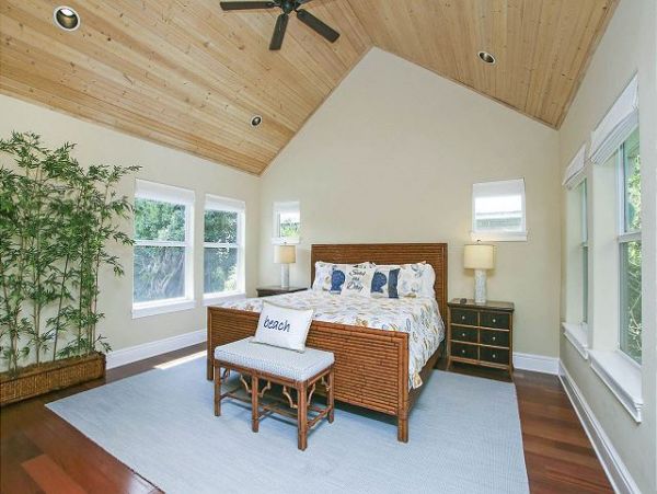 Beautiful Captiva Island Vacation Home Sleeps 8 Guests
