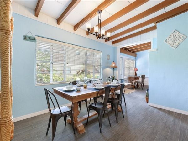 Anna Maria Vacation Duplex Sleeps 4 Guests