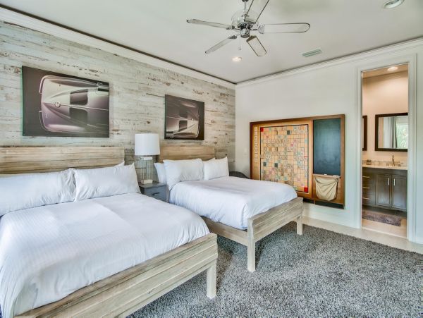 Luxurious 6- Bedrooms Walk to Beach Rental Home in Destin