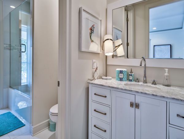 Luxurious 6- Bedrooms Walk to Beach Rental Home in Destin
