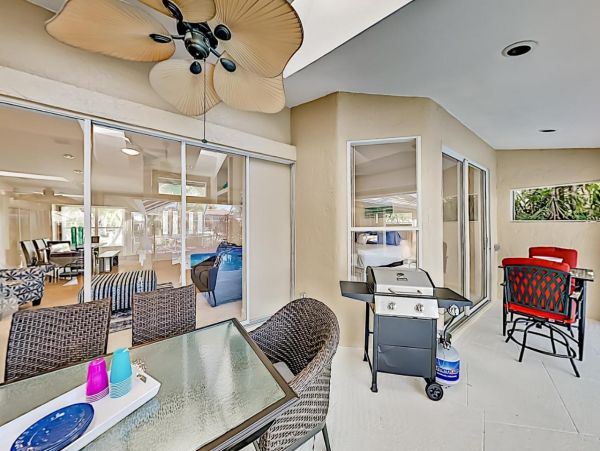 Cape Coral Luxury Vacation Rental Home 4 Bedrooms Sleeps 8