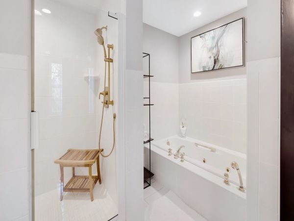 The Florida Keys 4 Bedroom Vacation Home with Private Pool