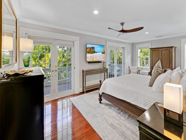 The Florida Keys 4 Bedroom Vacation Home with Private Pool