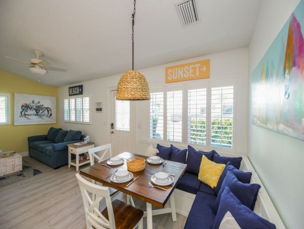 Holmes Beach 2 Bedroom Vacation Duplex with Shared Pool