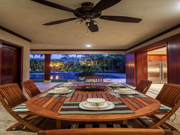 Five Bedroom Luxury Rental In Waimea Sleeps 10 Private Pool