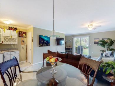 Miramar Vacation Townhome Sleeps 10 Guests