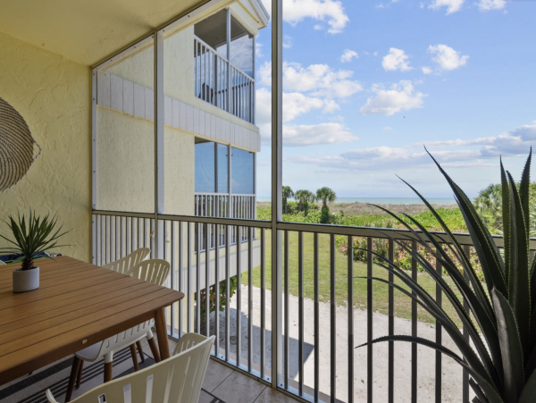 Beachfront Two Bedroom Rental Condo in Captiva