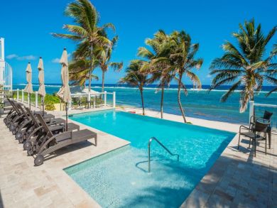 Oceanview Cayman Islands Vacation Rental Sleeps 20 Guests