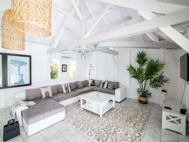 Saint Maarten Vacation Home Sleeps 6 Guests Private Pool