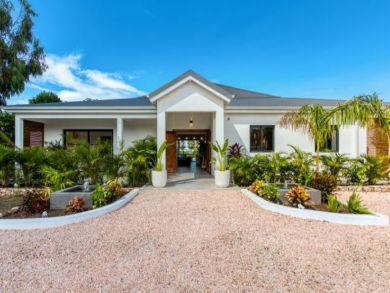 Saint Martin Luxury Vacation Rental Home Three Bedrooms