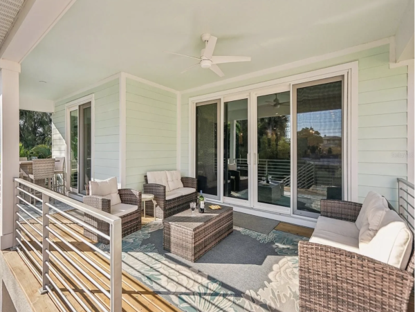 Luxury Longboat Key Monthly Vacation Rental 4-Bedroom Pool Home with Outdoor Kitchen