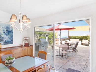 Malibu Four Bedroom Luxury Home with Pool & Spa Sleeps 8