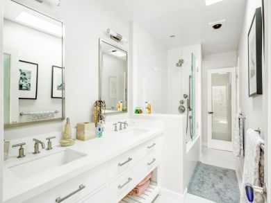 Malibu Four Bedroom Luxury Home with Pool & Spa Sleeps 8