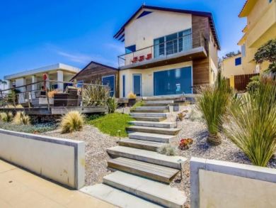 Spacious Oceanfront Home with Private Pool