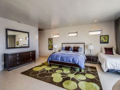 Spacious Oceanfront Home with Private Pool