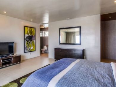 Spacious Oceanfront Home with Private Pool