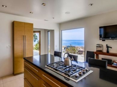 Spacious Oceanfront Home with Private Pool