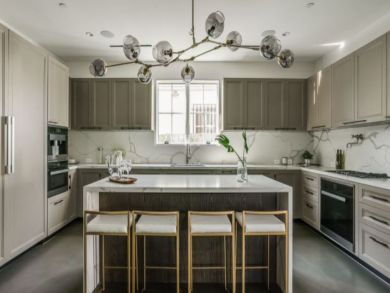 Venice Four Bedroom Deluxe Vacation Rental Home Sleeps 8