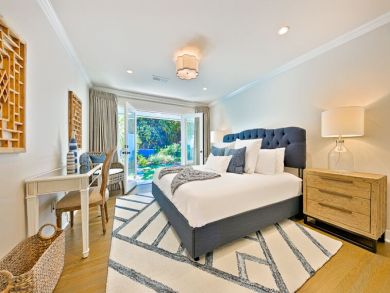 Luxury La Jolla Vacation Home Sleeps 10 Guests Walk to Beach Luxury La Jolla Vacation Home Sleeps 10 Guests Walk to Beach