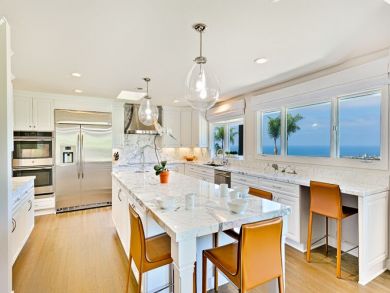 Luxury La Jolla Vacation Home Sleeps 10 Guests Walk to Beach Luxury La Jolla Vacation Home Sleeps 10 Guests Walk to Beach