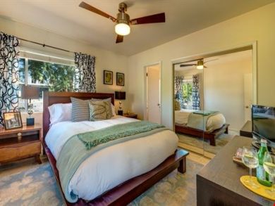 Palm Springs Three Bedroom Vacation Home with Pool & Spa