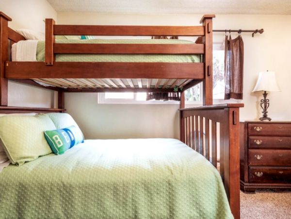 Sunset Cliffs Ocean Front Five Bedroom Vacation Home